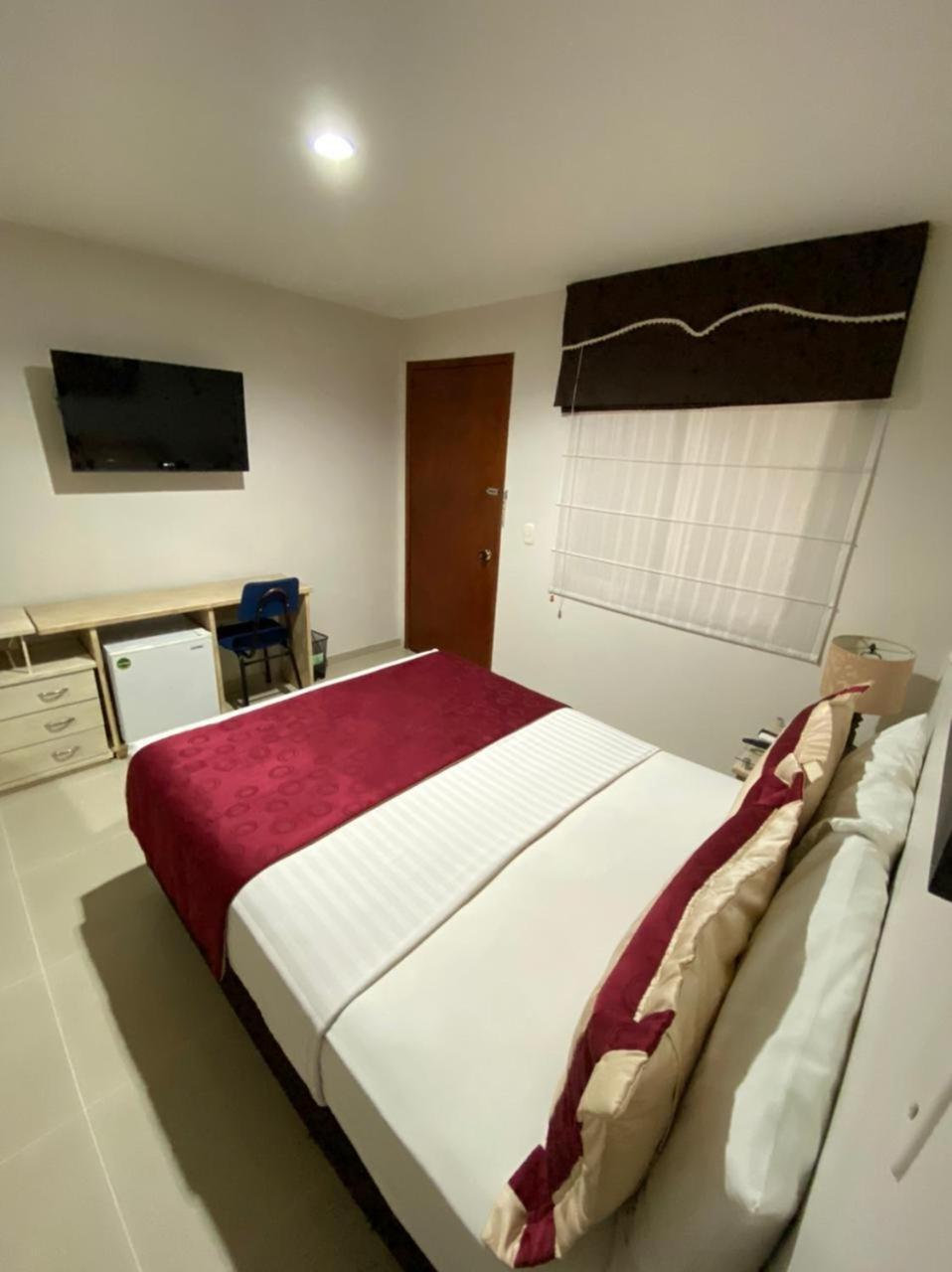 Cabecera Country Hotel Bucaramanga Exteriör bild